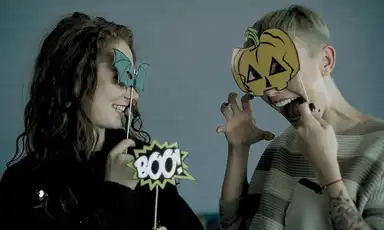 Jobanzeigen als Halloween-Kostüme – welche Rolle trägt welches Kostüm?  Die Kostüme und ihre verborgenen Botschaften